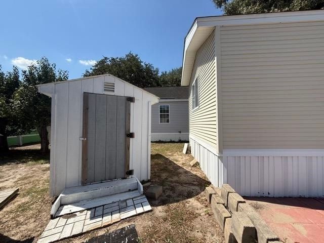 5400 Little River Neck Rd. Photo 7