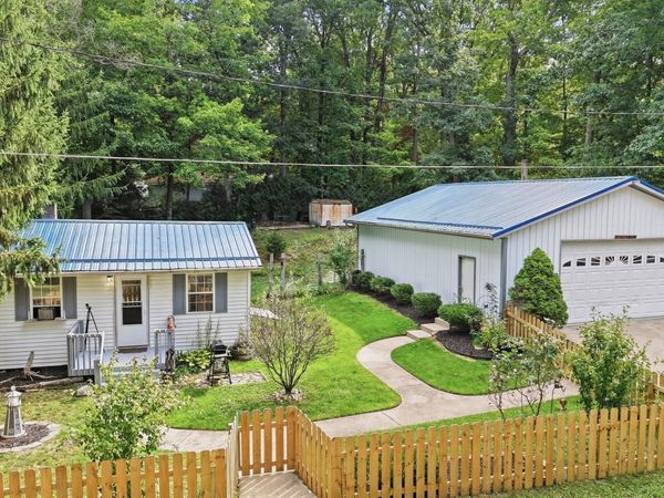 3944 Truesdale Street, Newaygo, MI 49337