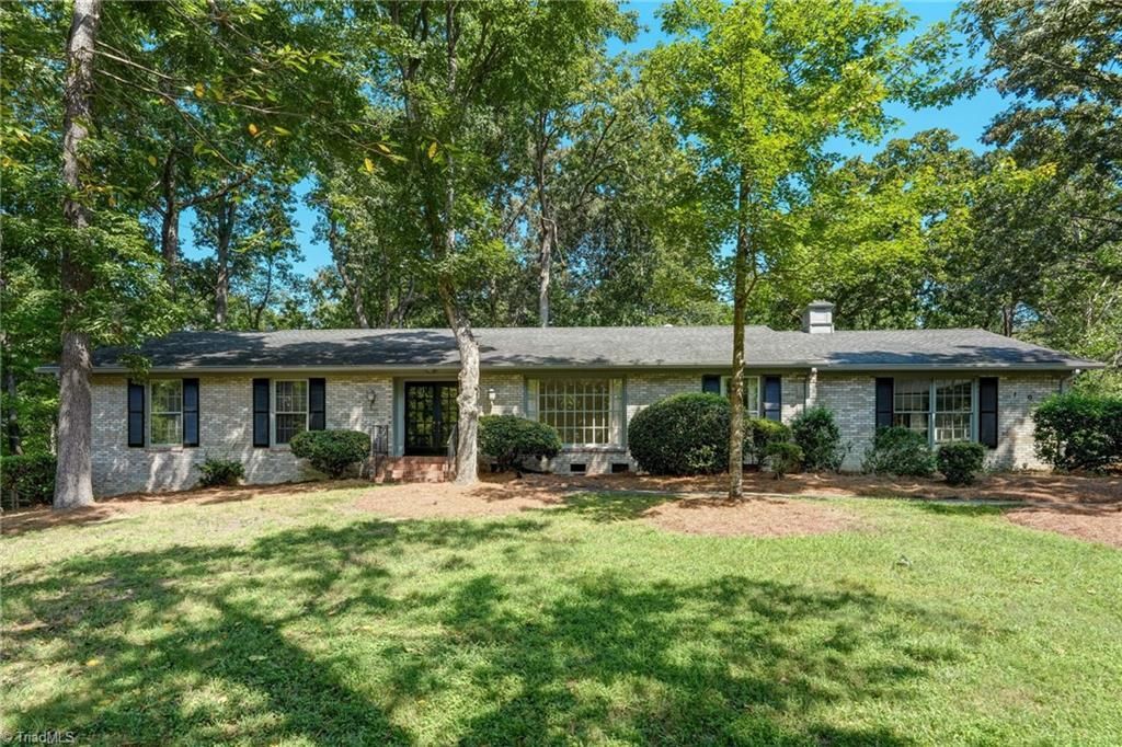 108 Cottonwood Drive, Jamestown, NC 27282 Main Photo