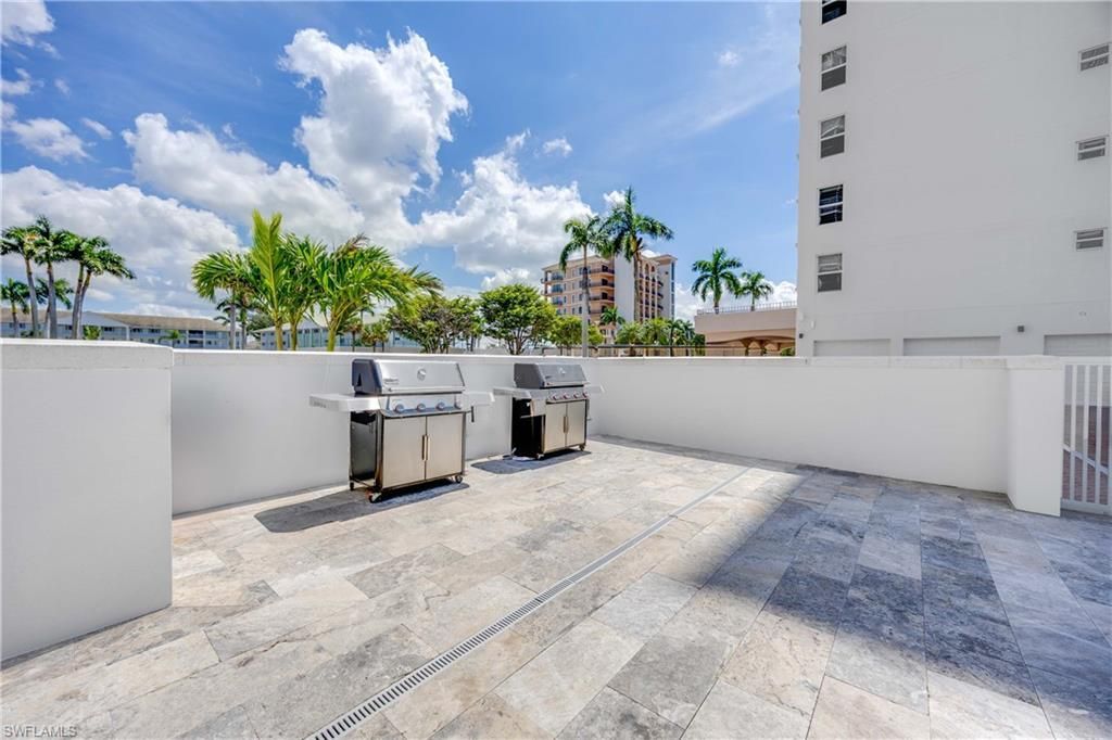 10691 Gulf Shore Dr, Unit 1201, Naples, FL 34108 Photo
