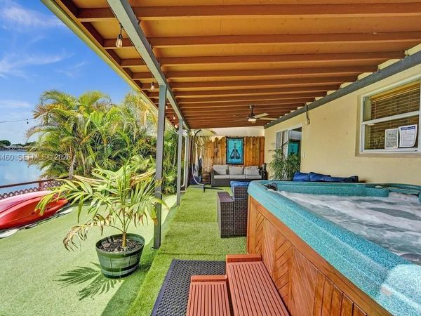 5723 SW 24th Ave, Dania Beach, FL 33312