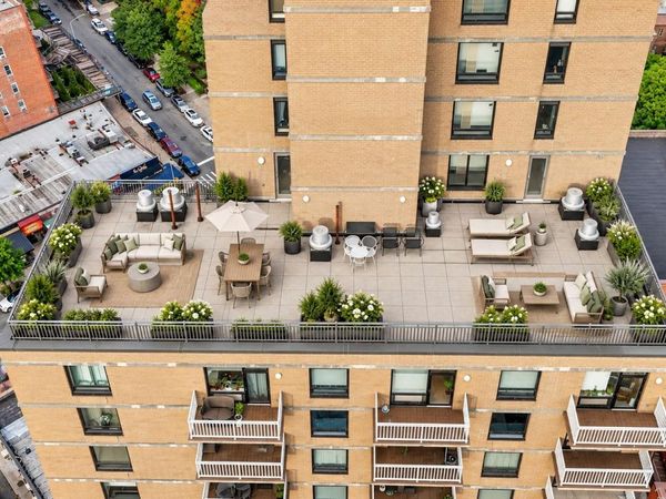 11624 Grosvenor Lane, Unit 15B, Kew Gardens, NY 11418