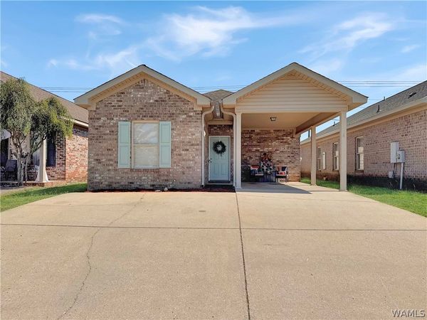 16442 Waterbury Lane, Moundville, AL 35474