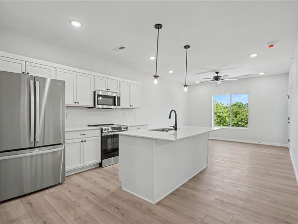 4428 Deer Creek Road , Unit 304, Iowa City, IA 52246