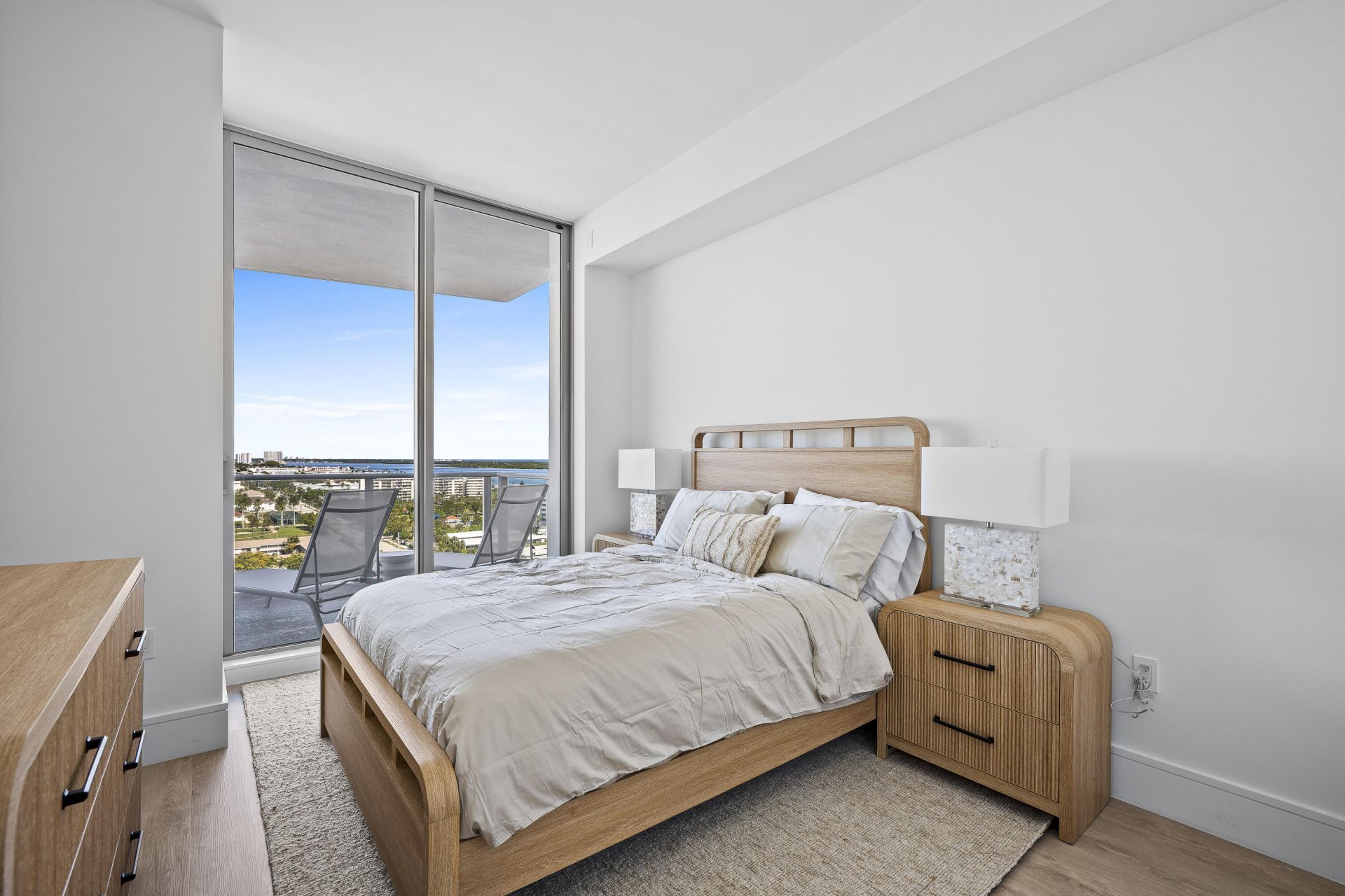 220 Lake Shore Drive, Unit 1413, Lake Park, FL 33403 Photo