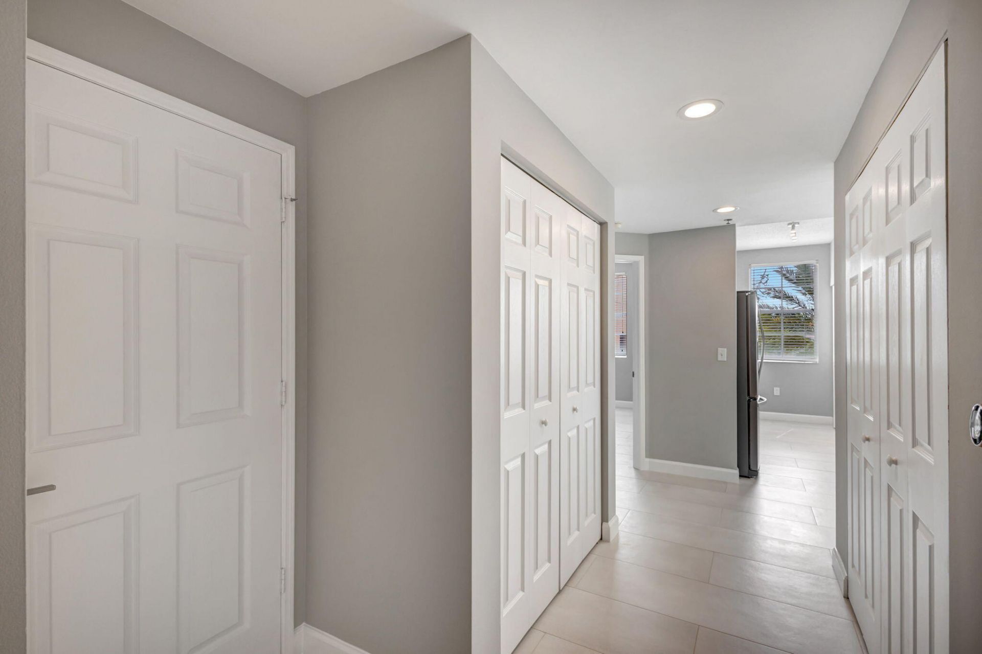 616 Clearwater Park Road, Unit 312, West Palm Beach, FL 33401 Photo