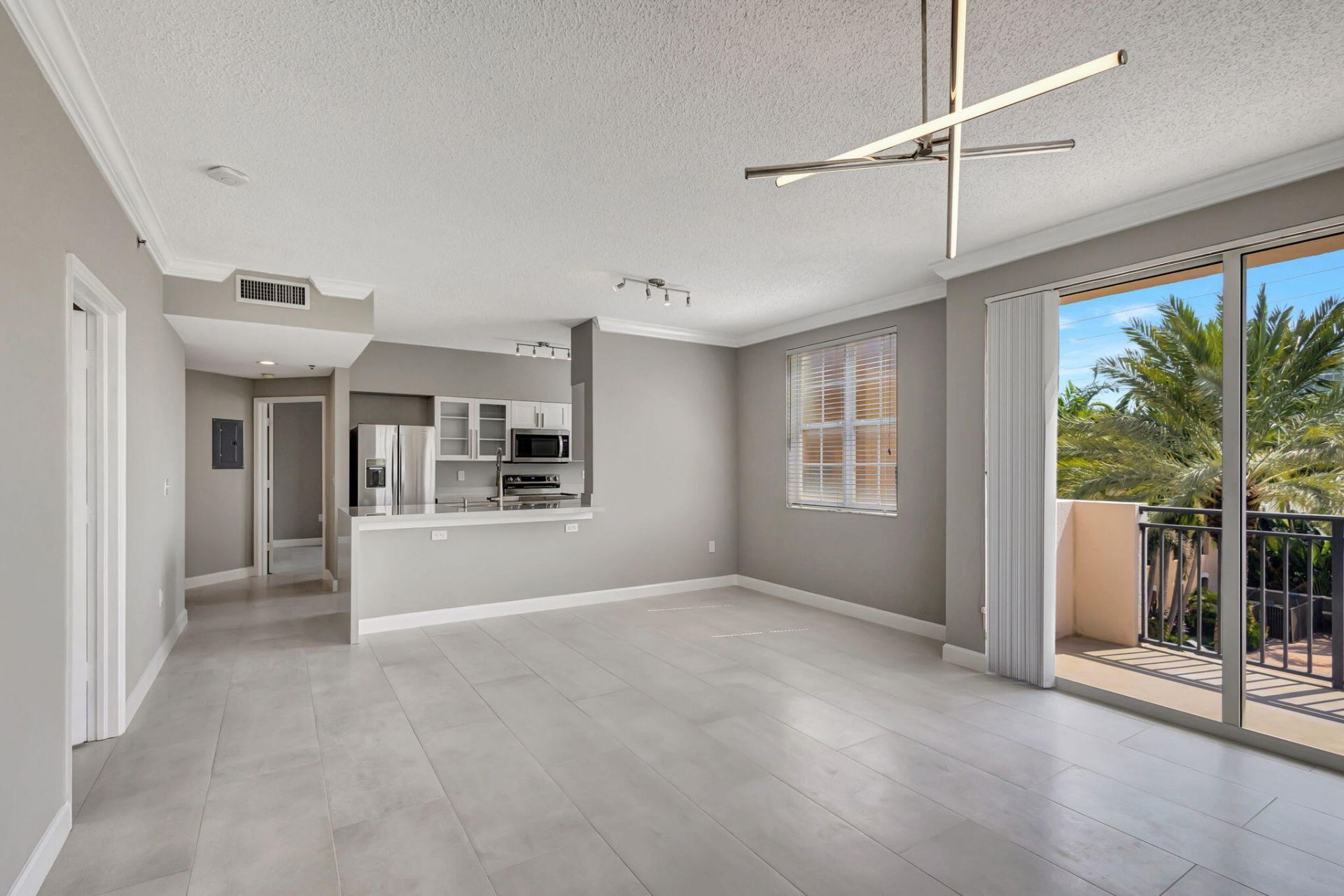 616 Clearwater Park Road, Unit 312, West Palm Beach, FL 33401 Photo