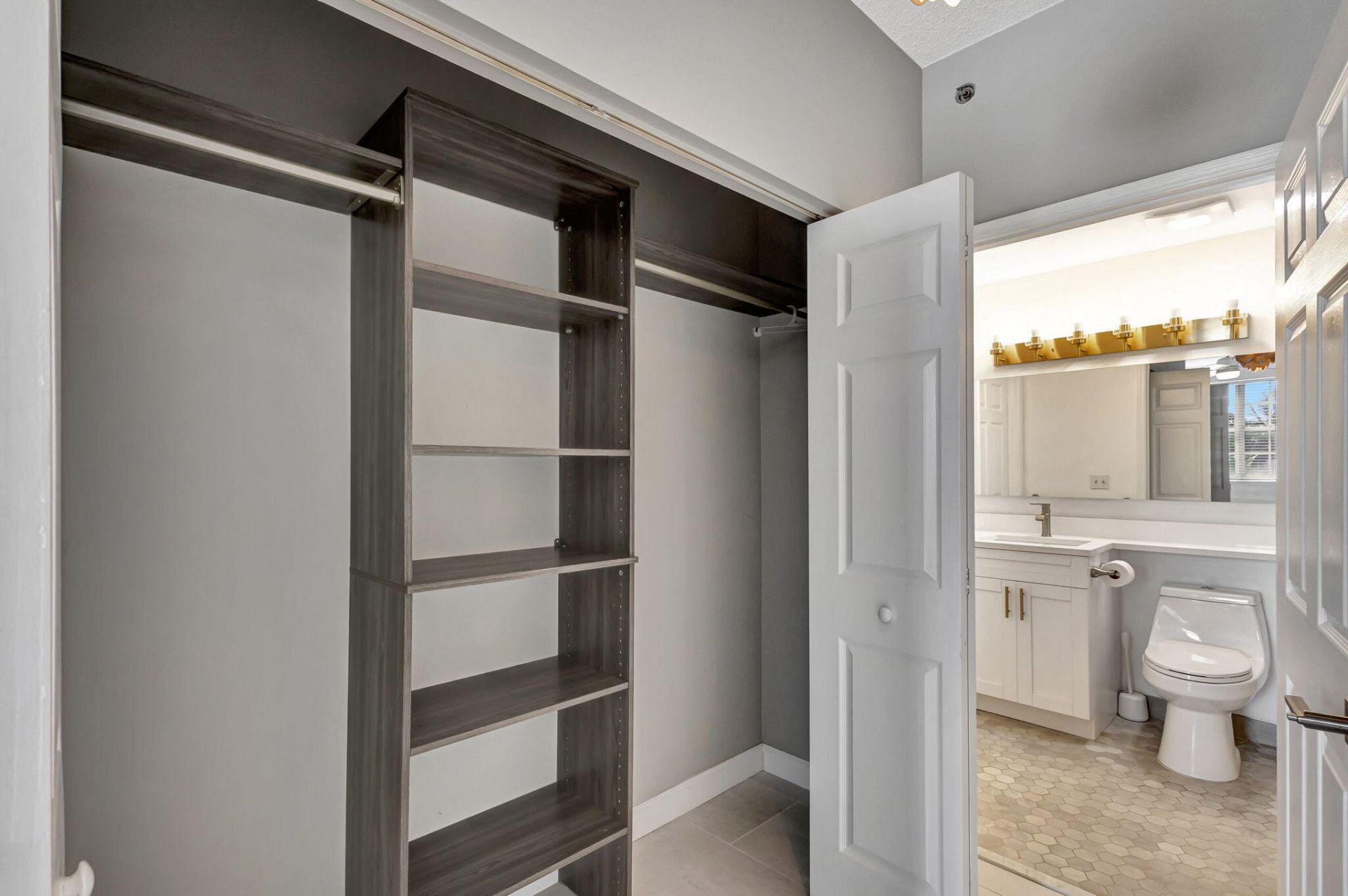 616 Clearwater Park Road, Unit 312, West Palm Beach, FL 33401 Photo