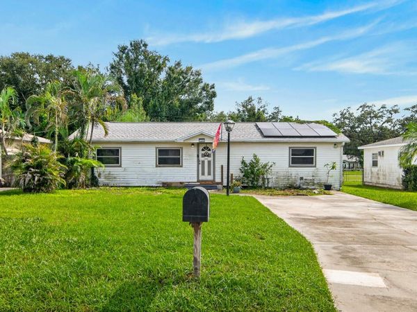 5260 43RD AVENUE N, ST PETERSBURG, FL 33709