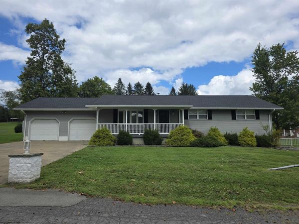 1226 Philli Lane, Shinnston, WV 26431