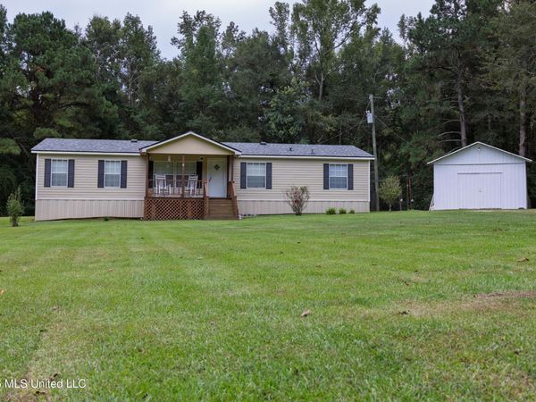 38 J W Lee Road, Tylertown, MS 39667