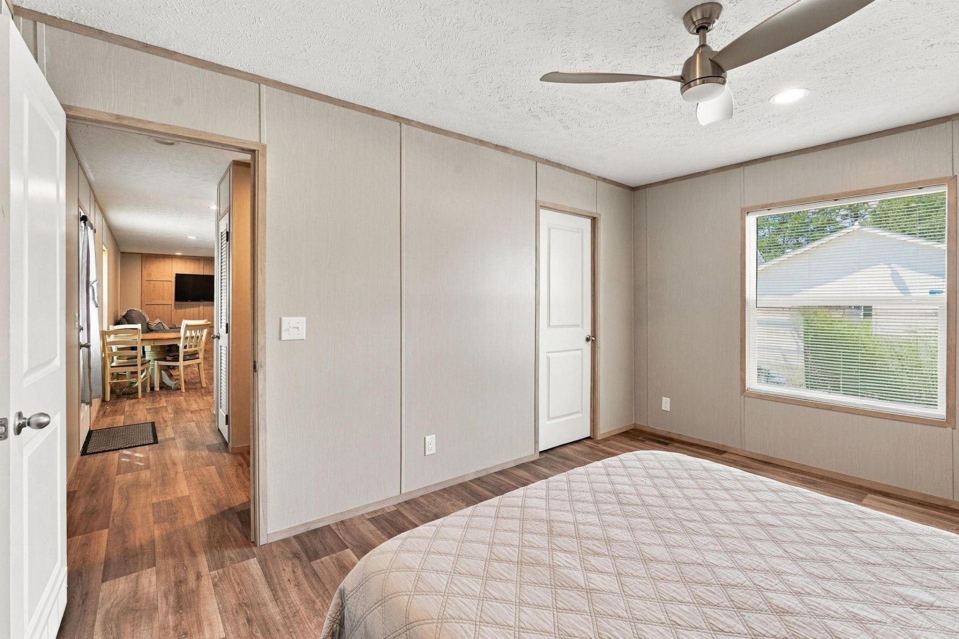 565 Summer Dr. Photo 29