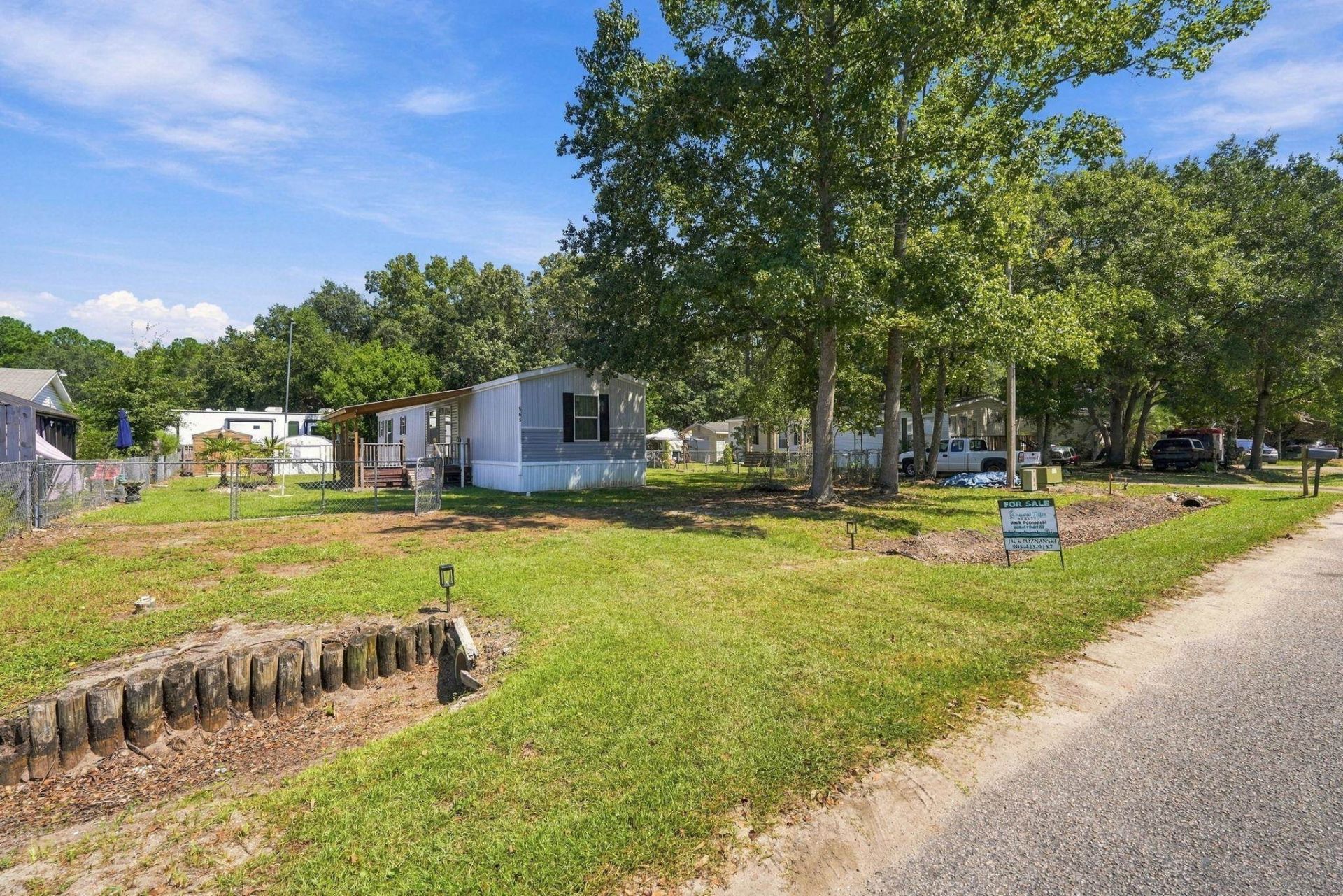 565 Summer Dr. Photo 6