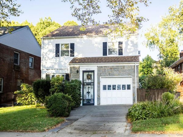 82-41 215th Street, Hollis Hills, NY 11427