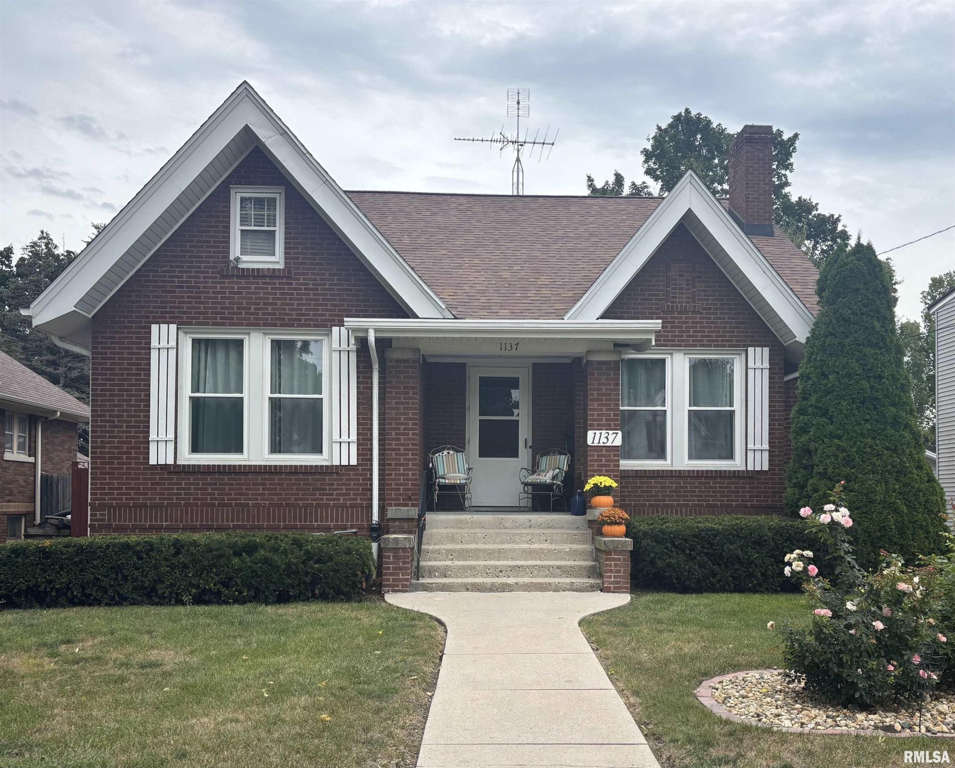 1137 N Kellogg Street, Galesburg, IL 61401 Main Photo