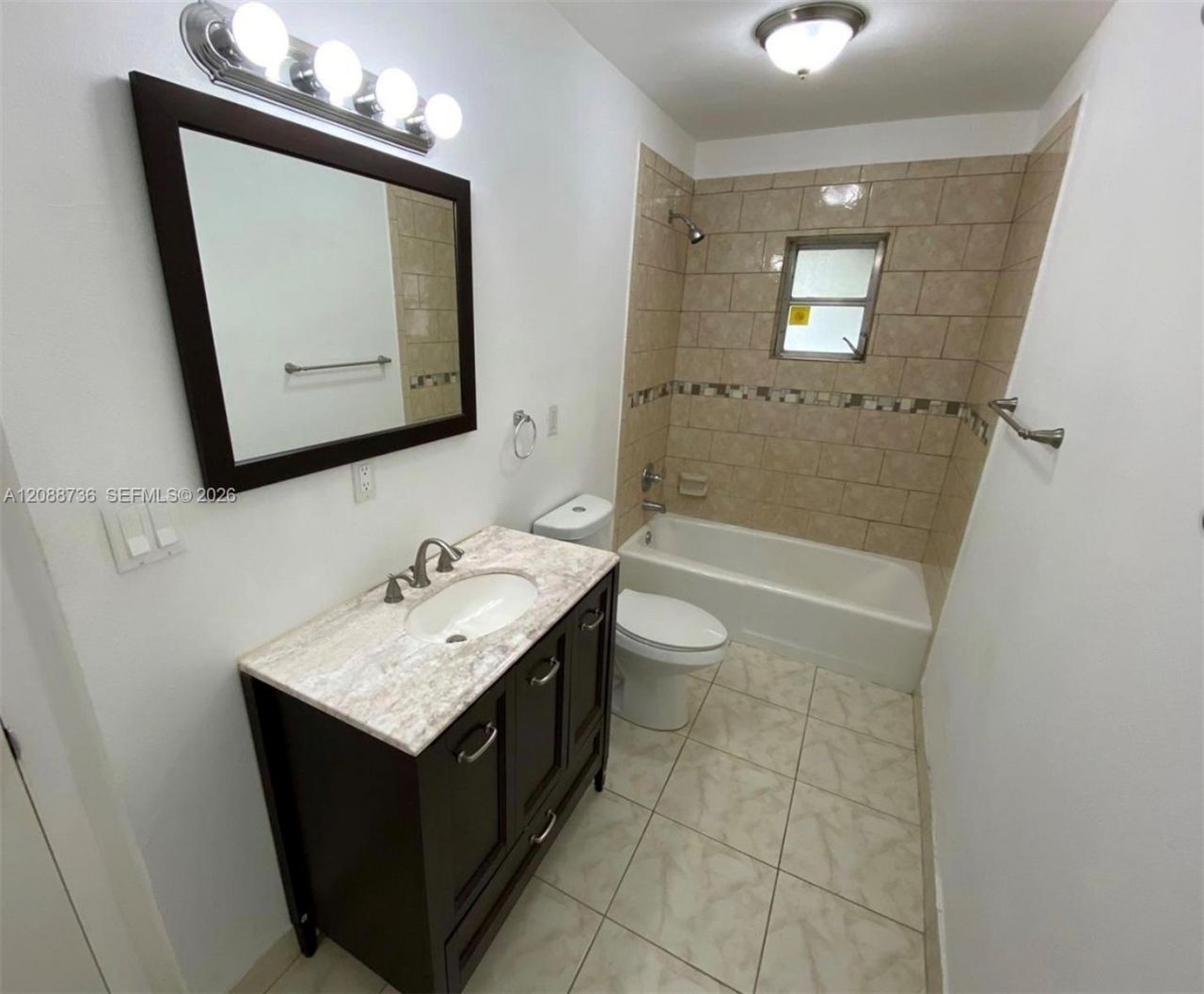6105 Royal Poinciana Ln, Tamarac, FL 33319 Photo