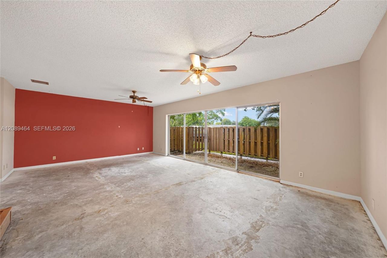 8253 NW 9th Ct, Unit 2, Plantation, FL 33324 Photo