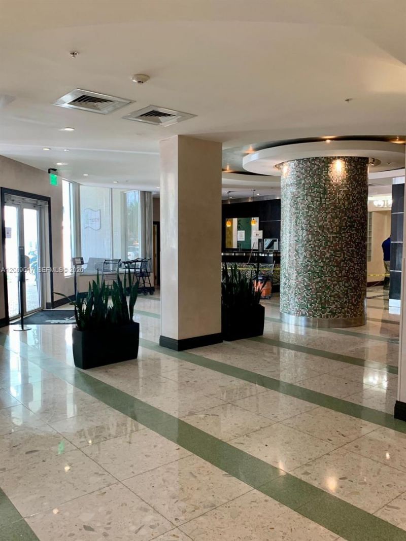 3901 S Ocean Dr, Unit 10W, Hollywood, FL 33019 Photo