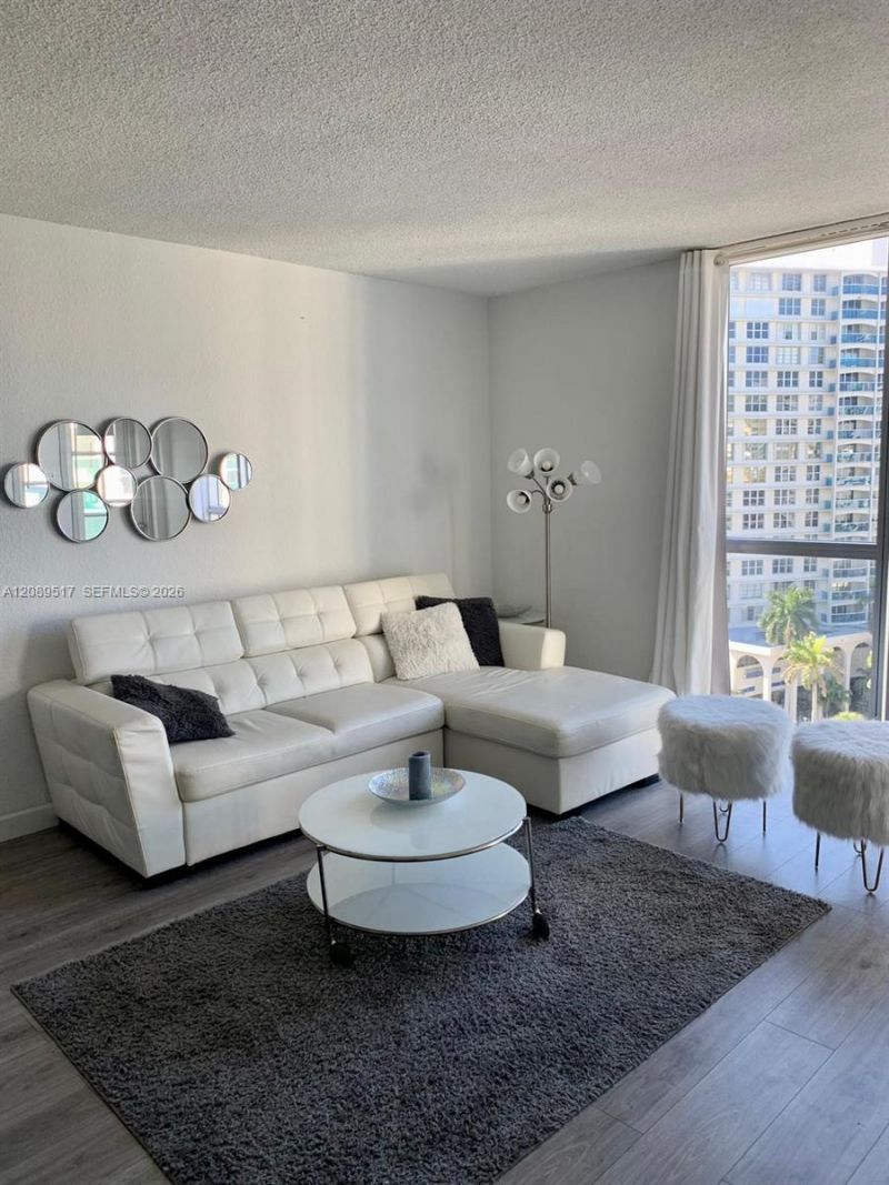 3901 S Ocean Dr, Unit 10W, Hollywood, FL 33019 Photo