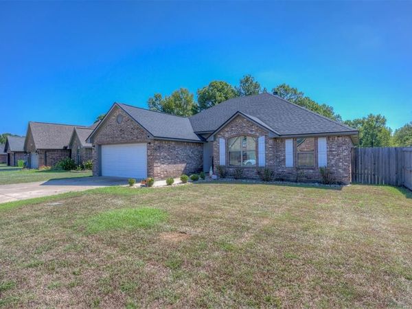 149 Lola Circle, Benton, LA 71006