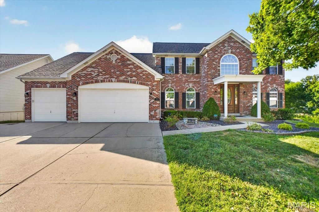 4551 Kerth Forest Drive, Saint Louis, MO 63128 Main Photo