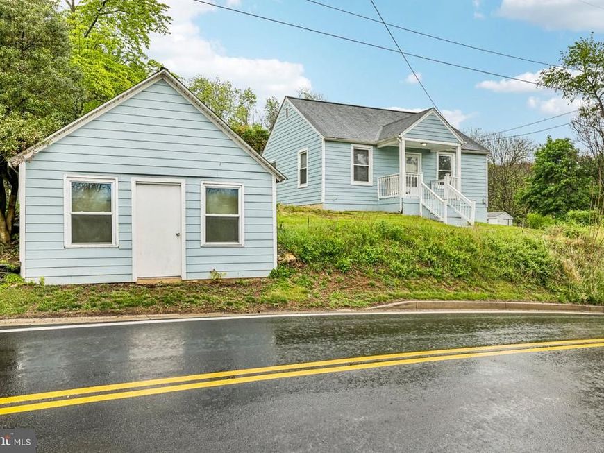 25828 Old Hundred Road, Dickerson, MD 20842 Main Photo