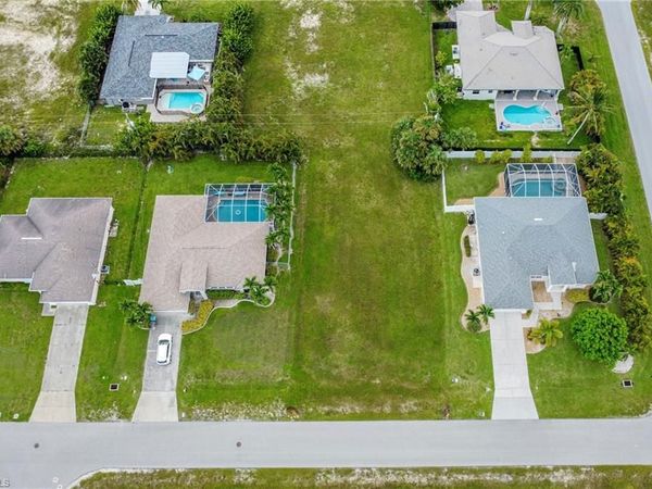 3223 SW 7th LN, CAPE CORAL, FL 33991