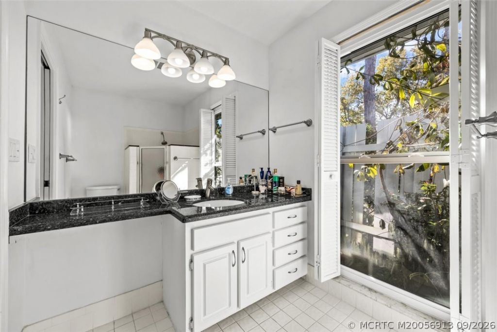 571 NE Town Terrace, Jensen Beach, FL 34957 Photo
