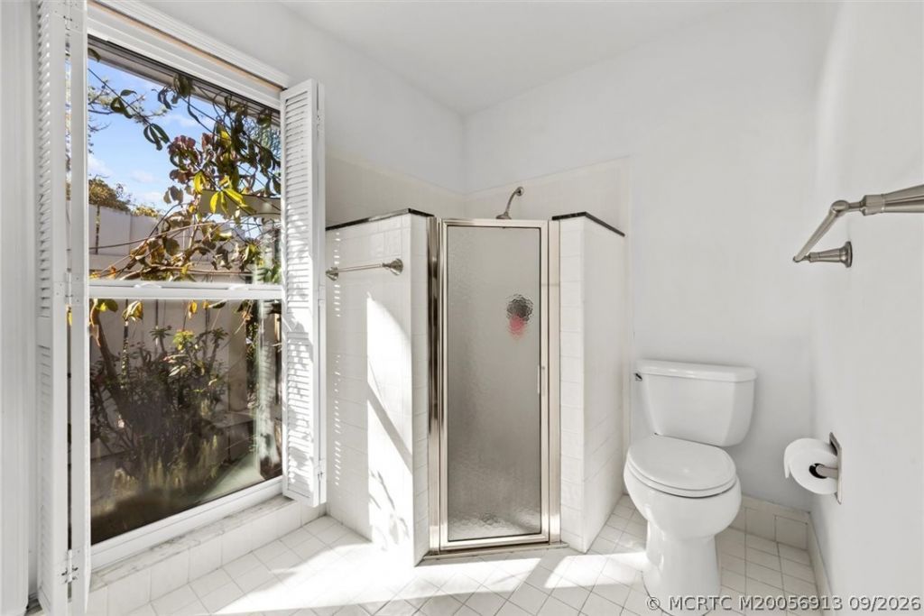 571 NE Town Terrace, Jensen Beach, FL 34957 Photo