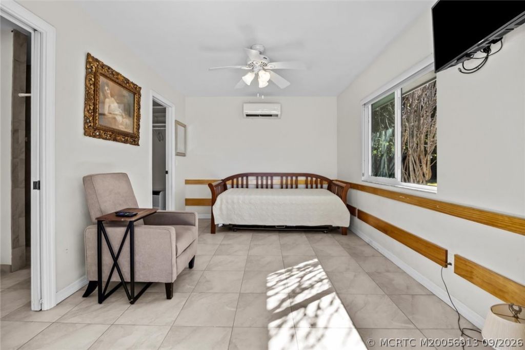 571 NE Town Terrace, Jensen Beach, FL 34957 Photo