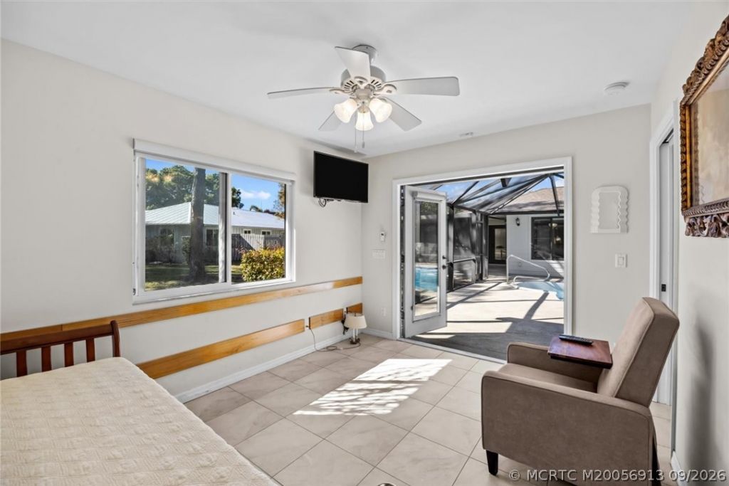 571 NE Town Terrace, Jensen Beach, FL 34957 Photo