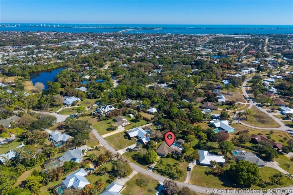 571 NE Town Terrace, Jensen Beach, FL 34957 Photo