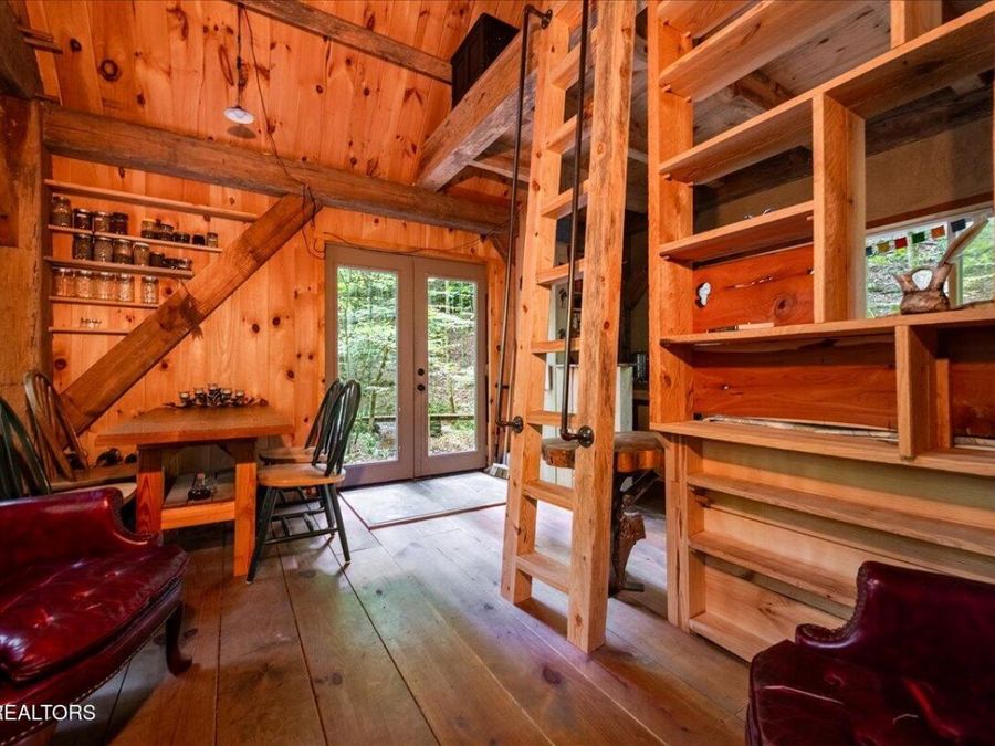 Property Image 11