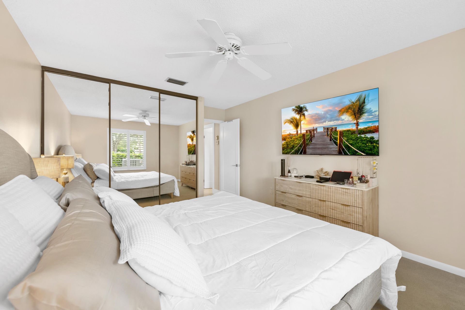2505 Iroquois Circle, West Palm Beach, FL 33409 Photo