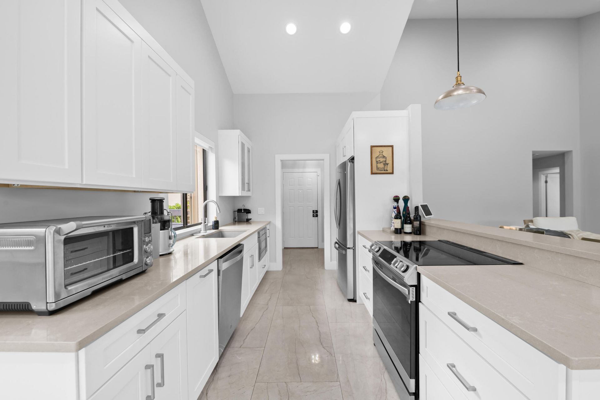 2505 Iroquois Circle, West Palm Beach, FL 33409 Photo