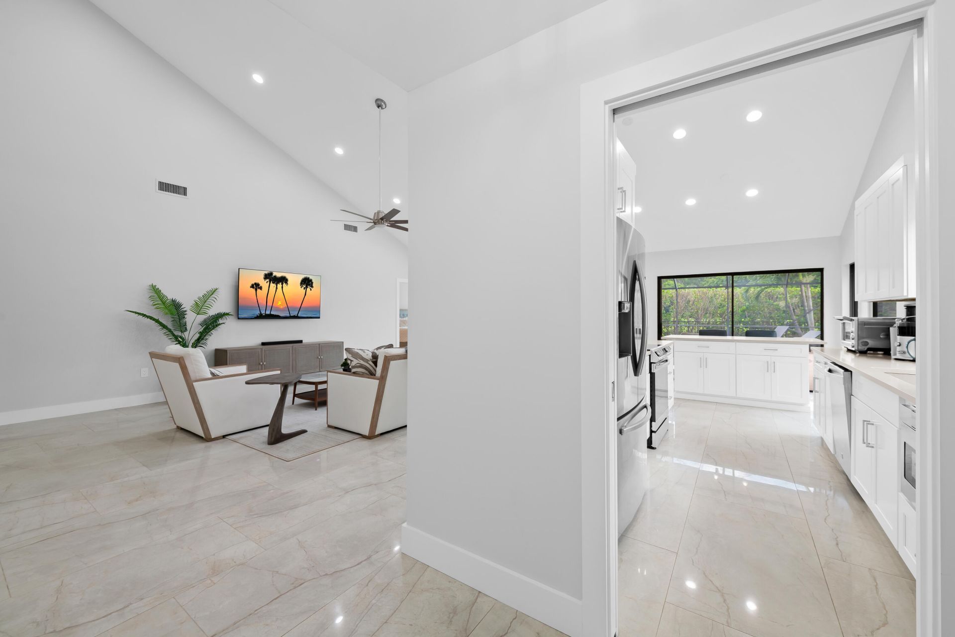 2505 Iroquois Circle, West Palm Beach, FL 33409 Photo