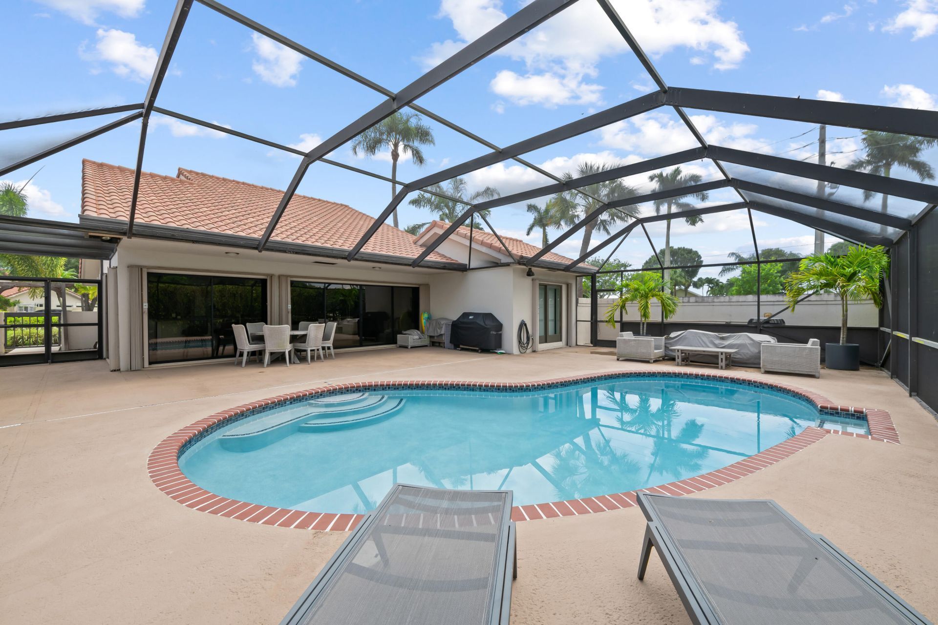 2505 Iroquois Circle, West Palm Beach, FL 33409 Photo