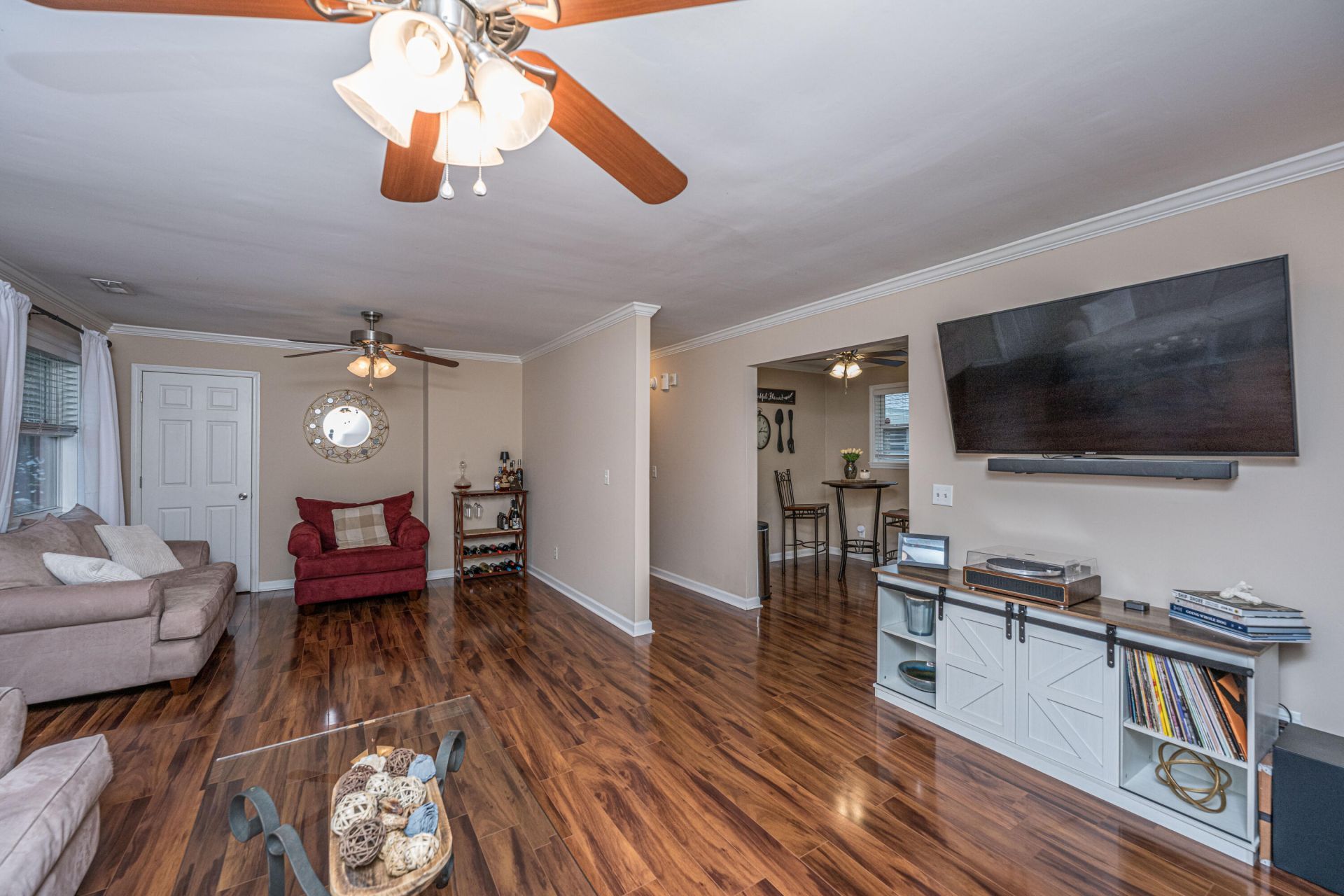 1240 Camellia Road Photo 10