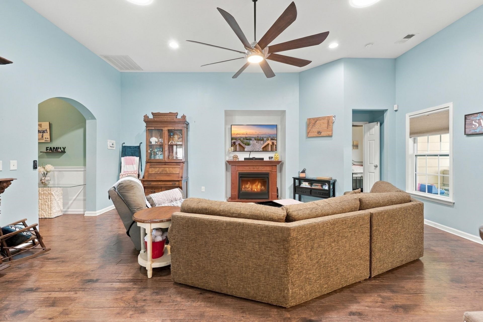 352 Simplicity Dr. Photo 12