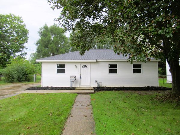 1018 N Mingo Street, Albion, MI 49224