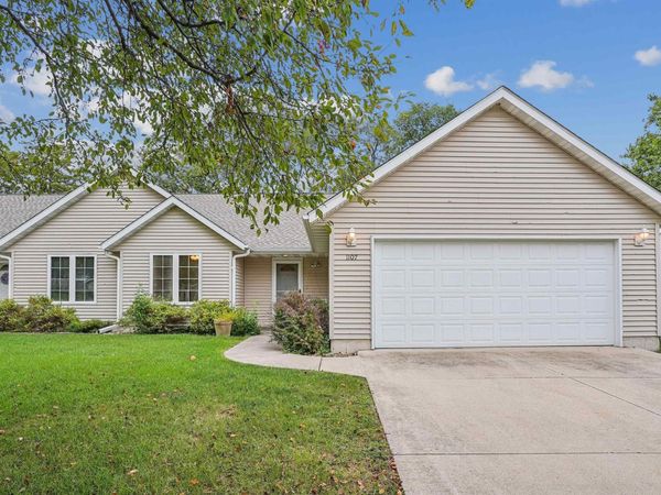 1107 Bobbi Lane, Waterloo, IA 50701