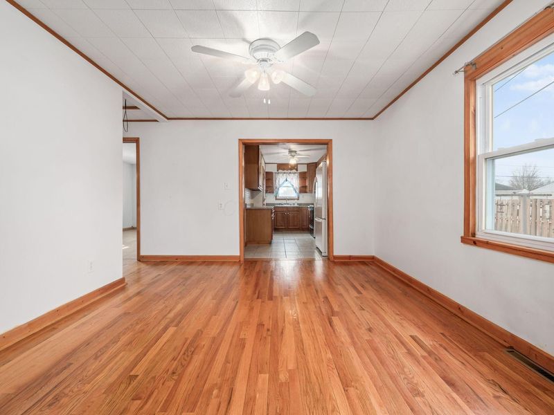 1907 Sale Road, Columbus, OH 43224 Photo 10