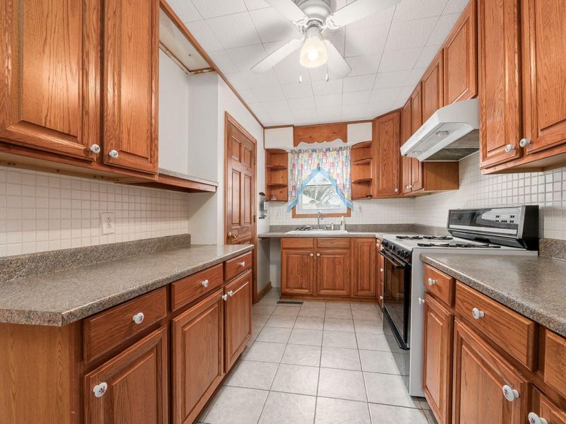 1907 Sale Road, Columbus, OH 43224 Photo 17