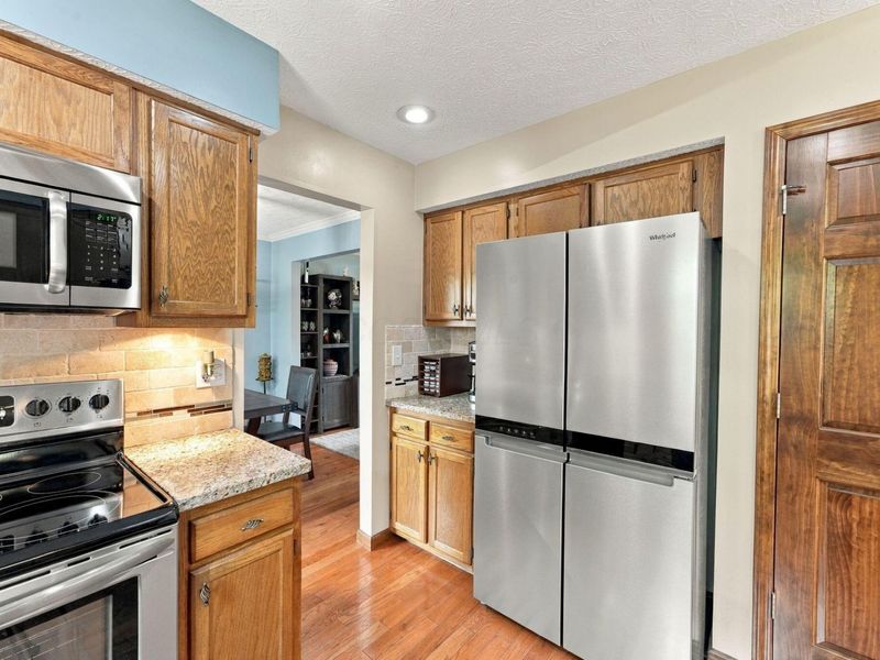 524 Colony Park Drive, Pickerington, OH 43147 Photo 11