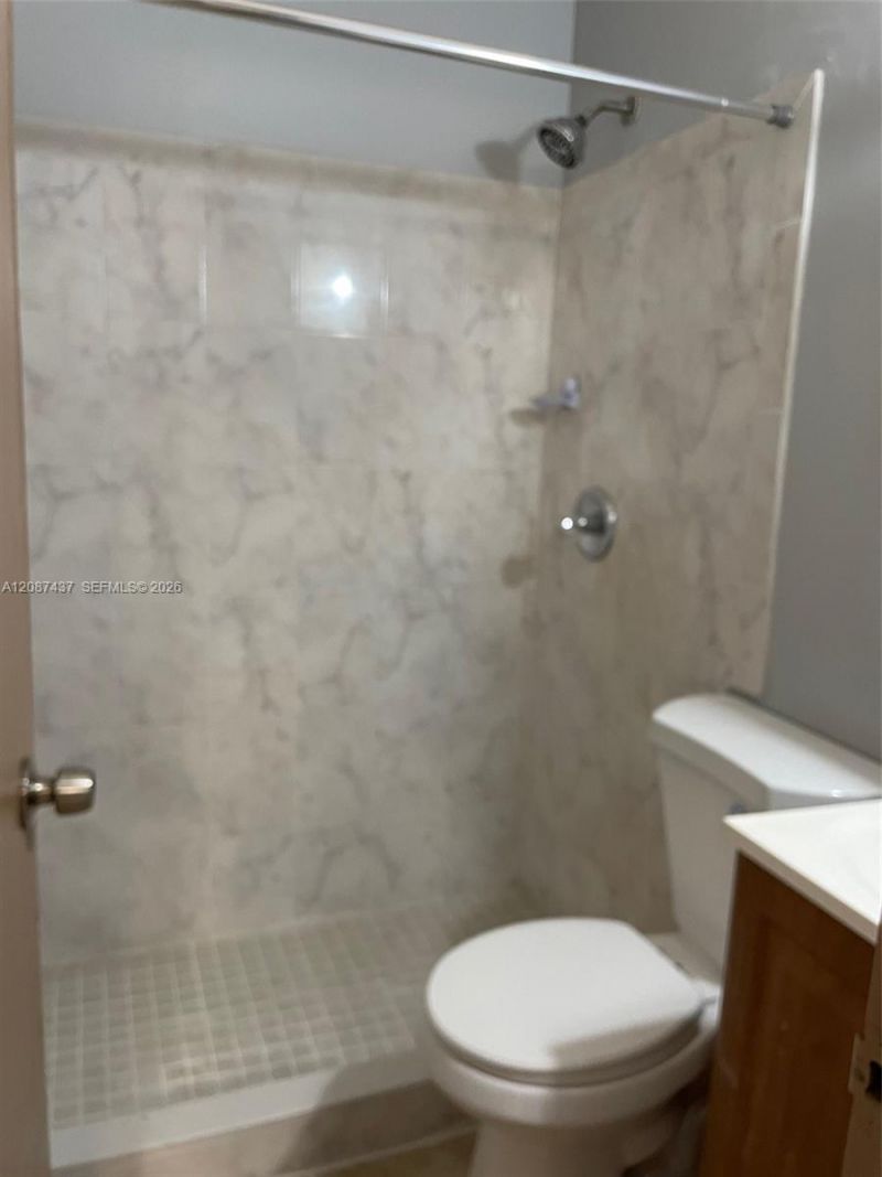 951 SW 9th St, Unit 1, Miami, FL 33130 Photo