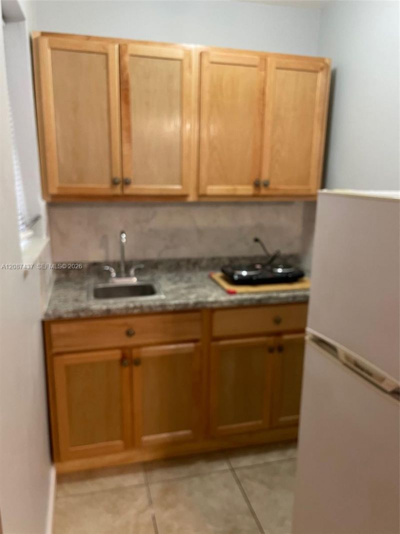 951 SW 9th St, Unit 1, Miami, FL 33130 Photo