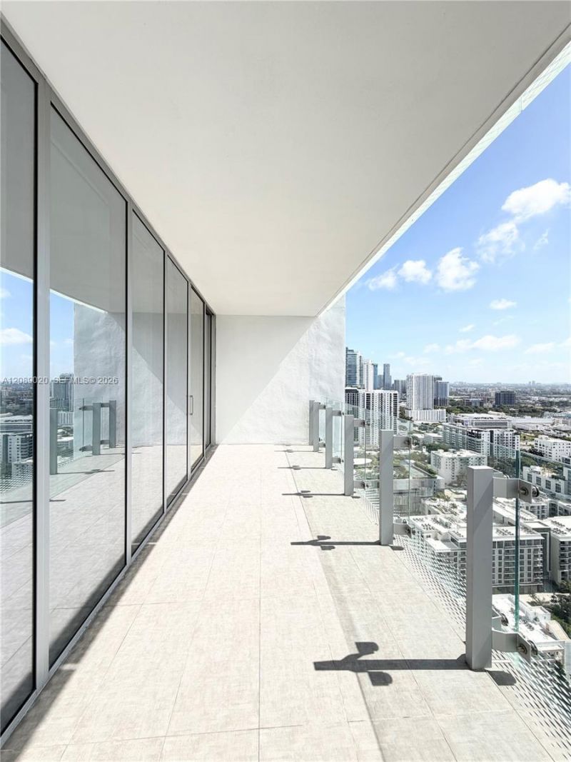 700 NE 26th Ter, Unit 2406, Miami, FL 33137 Photo
