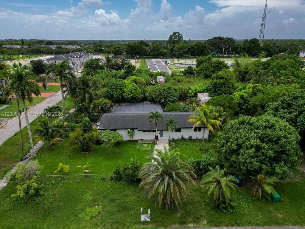 19100 SW 354th St, Unit B, Homestead, FL 33034 Photo