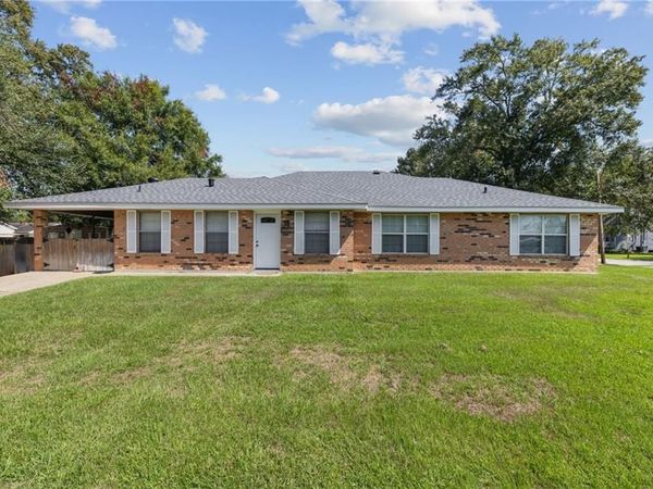 2753 COLLEGE Street, Slidell, LA 70458