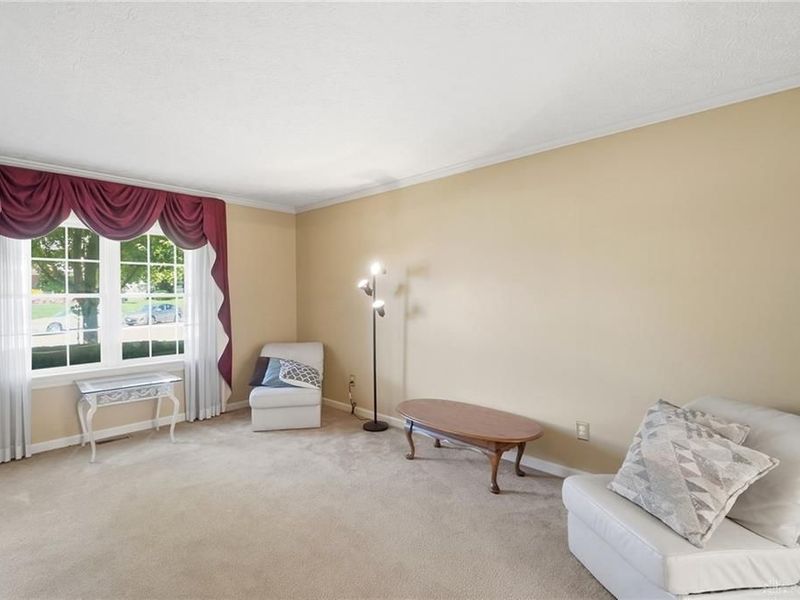 660 Golf View Court, Vandalia, OH 45377 Photo 10
